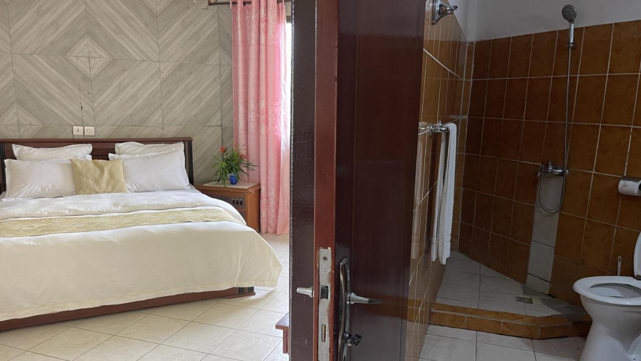 Hotel Les Polygones คริบี ภายนอก รูปภาพ