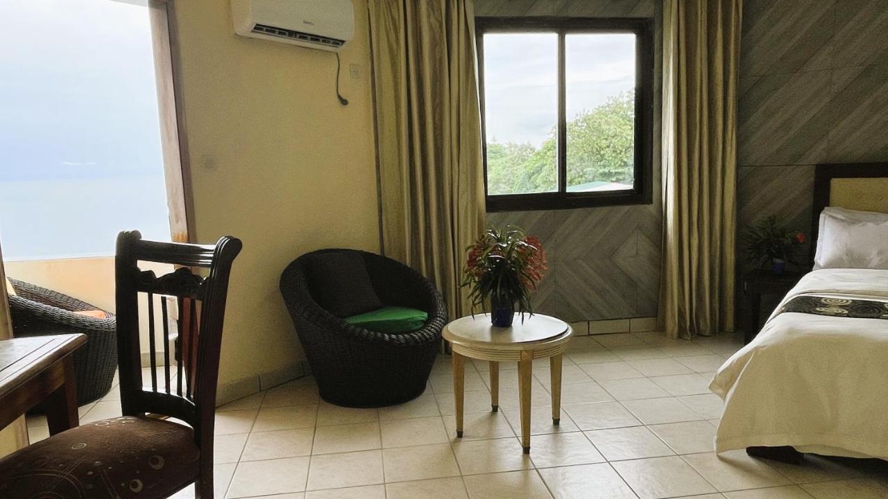 Hotel Les Polygones คริบี ภายนอก รูปภาพ
