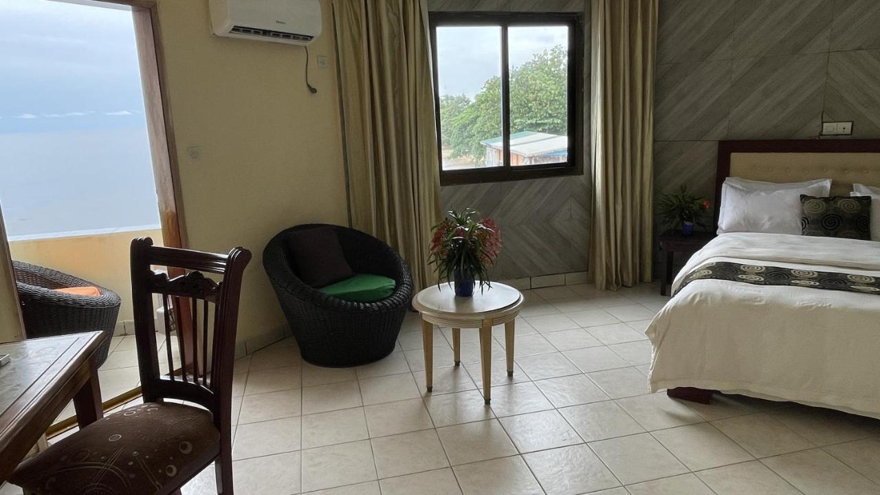 Hotel Les Polygones คริบี ภายนอก รูปภาพ